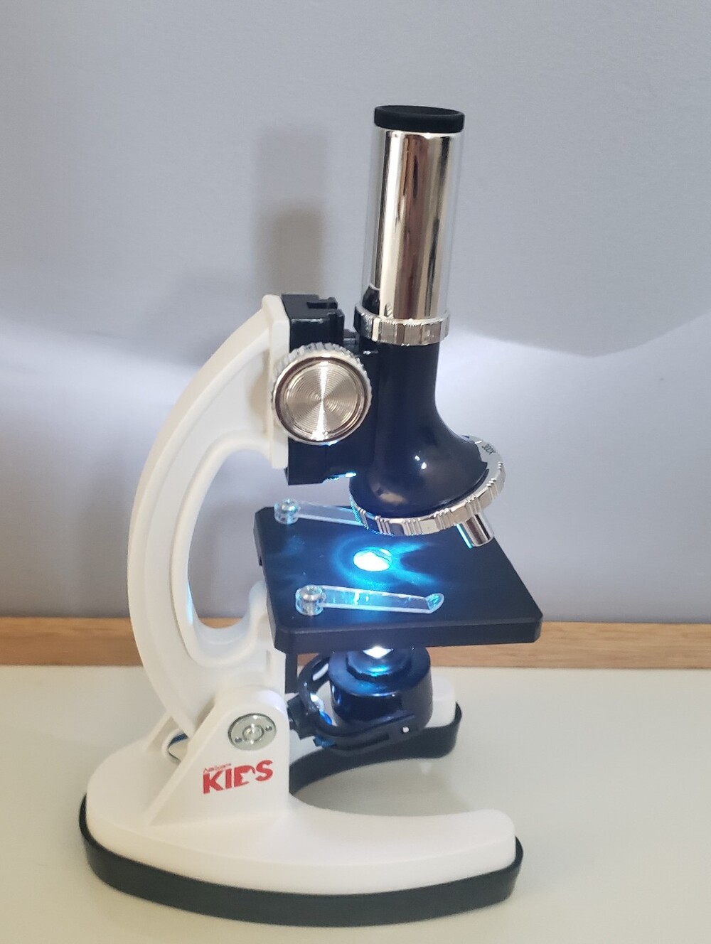 KIDS Microscope Set - Picture 8 of 10